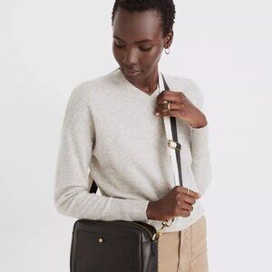 Cashmere V-Neck Sweater / SMALL / HEATHER SHADOW